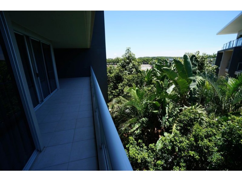 2 Activa Way, Hope Island QLD 4212