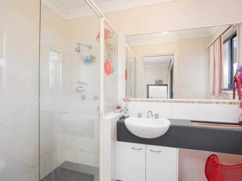 216 Trouts Road, Mcdowall QLD 4053