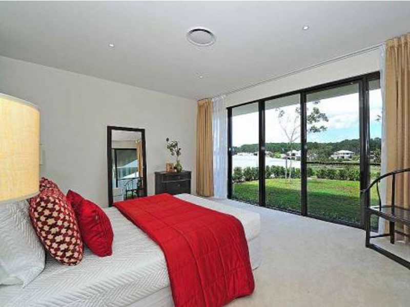 2506 The Estate, Sanctuary Cove QLD 4212