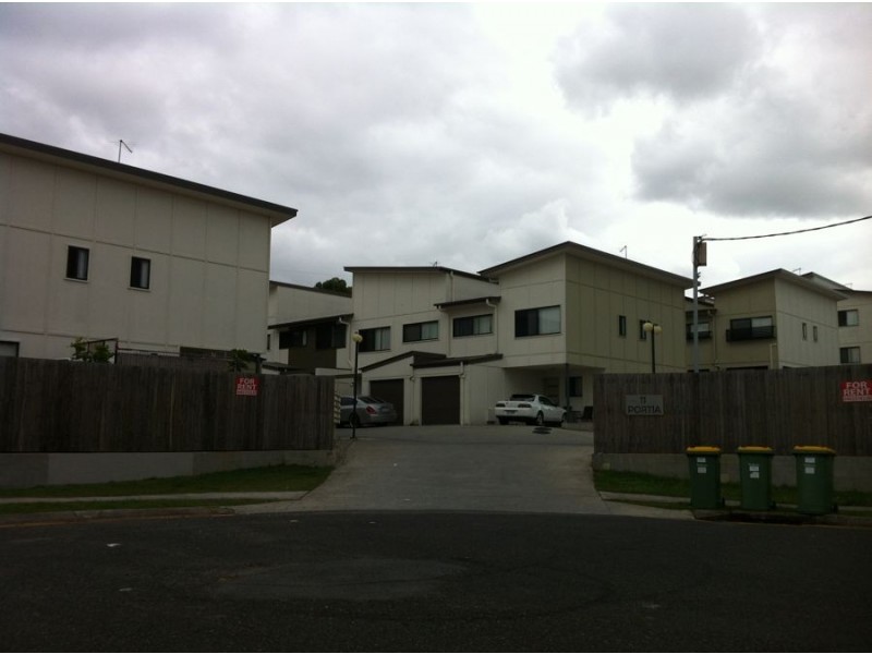 34/11 portia st, Kingston QLD 4114