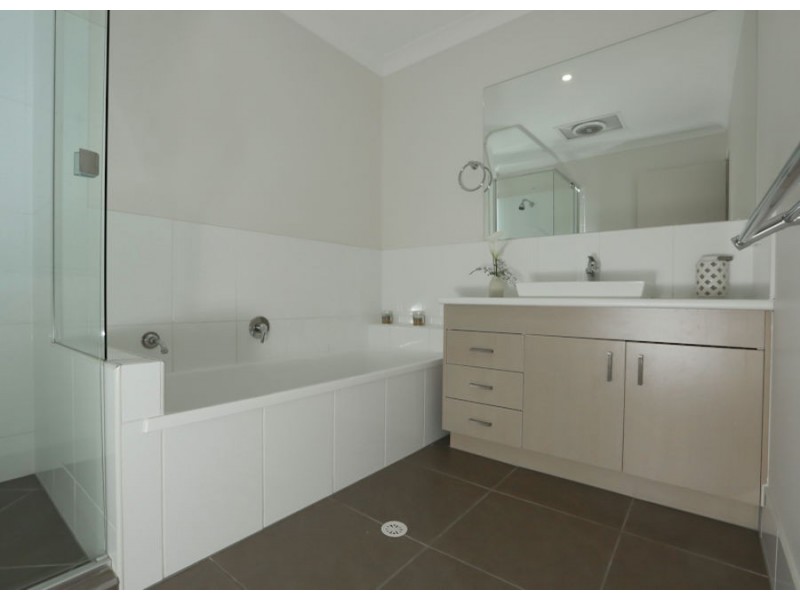 24/140 Endeavour Blvd, North Lakes QLD 4509