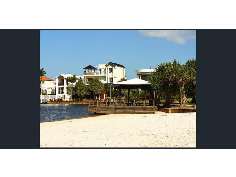 16/10 Grand Pde, Kawana Island QLD 4575