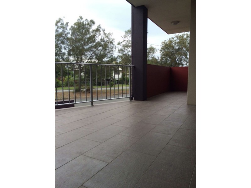 4/65 John Street, Redcliffe QLD 4020