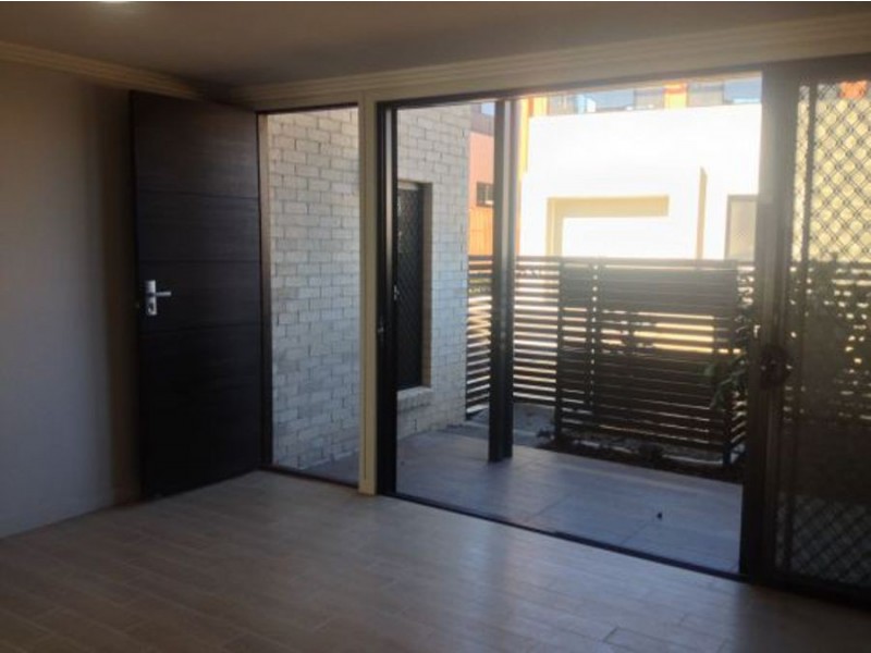 28 1914 Creek Road, Cannon Hill QLD 4170