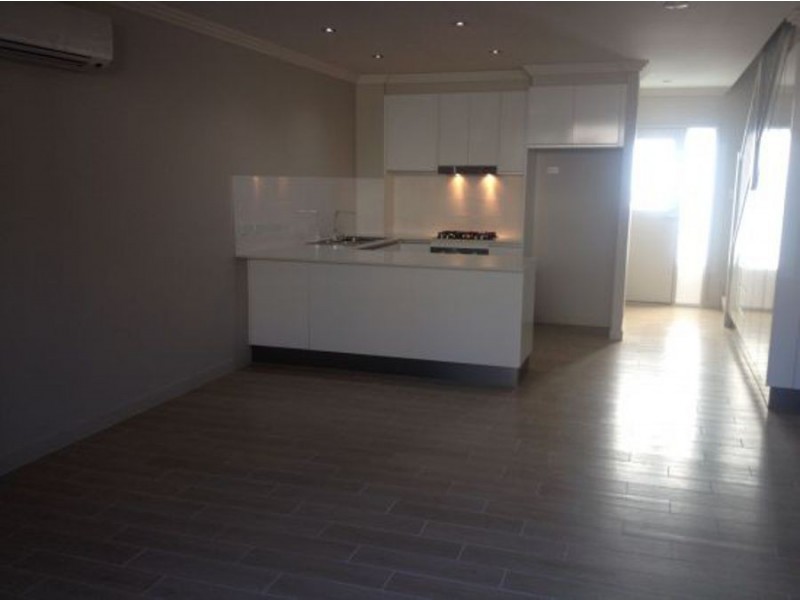 28 1914 Creek Road, Cannon Hill QLD 4170