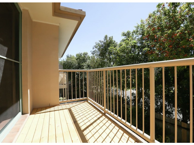 21 Regensberg Close, Varsity Lakes QLD 4227