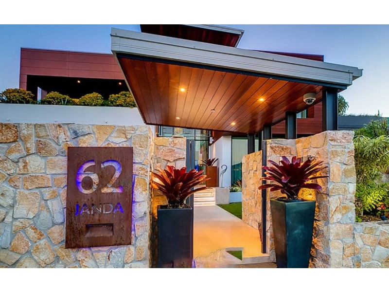 62 JANDA STREET, Robertson QLD 4109