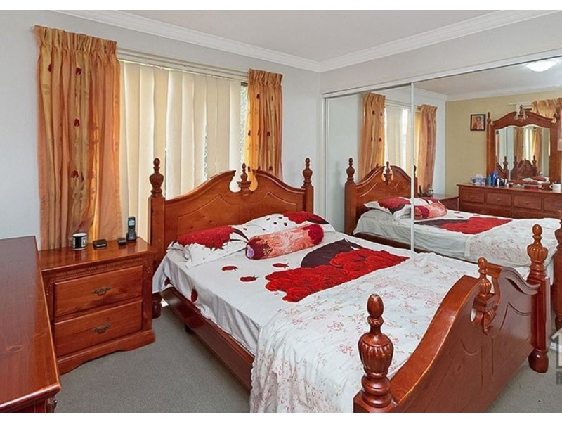 8 Clifford Close, Kuraby QLD 4112