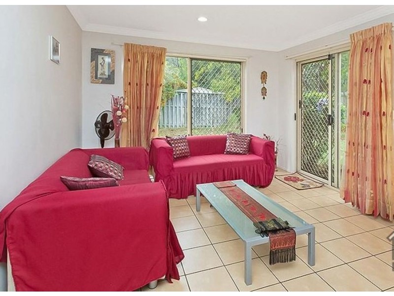 8 Clifford Close, Kuraby QLD 4112