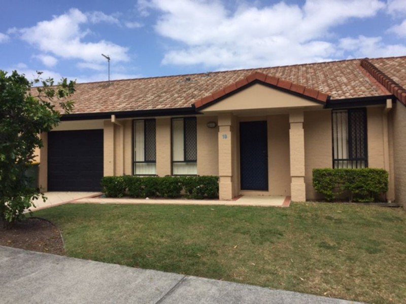 U19. 20 Brown St, Labrador QLD 4215