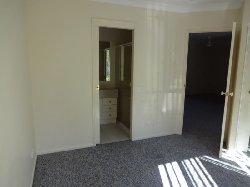 U19. 20 Brown St, Labrador QLD 4215