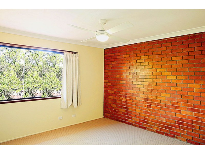 2 / 123 Barbaralla Drive, Springwood QLD 4127