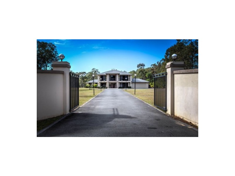 58 Woodend Ct, Park Ridge QLD 4125