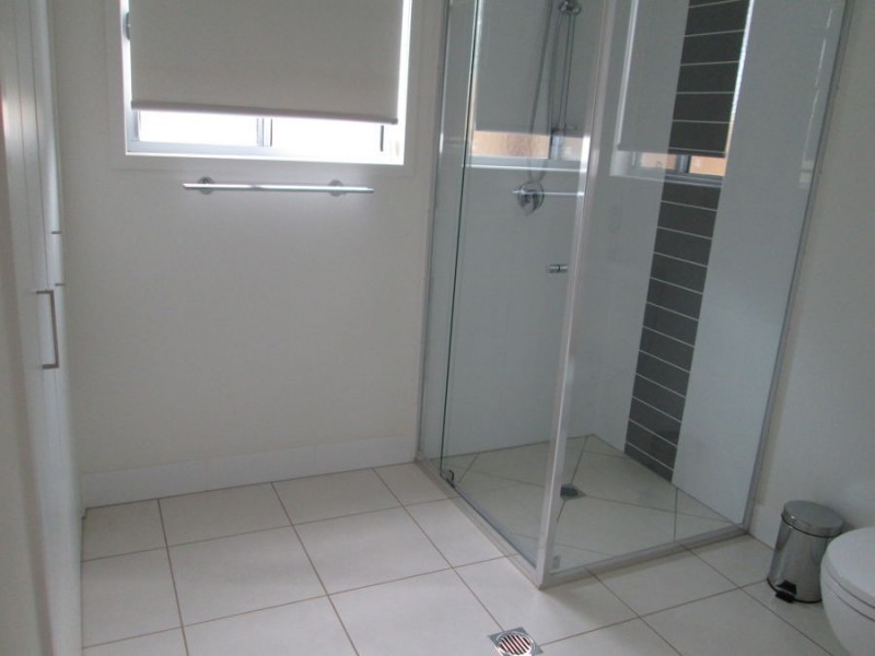 Upper Floor of 15 Anthony Drive, Alexandra Hills QLD 4161