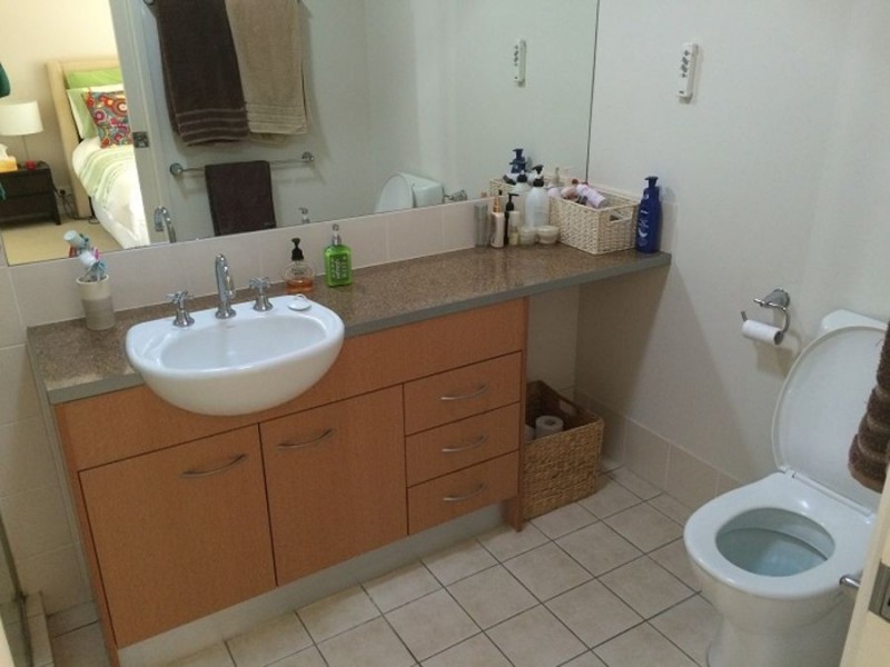 1/5 Central Ave, Mount Ommaney QLD 4074