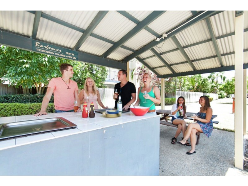 33 66 University Drive, Meadowbrook QLD 4131