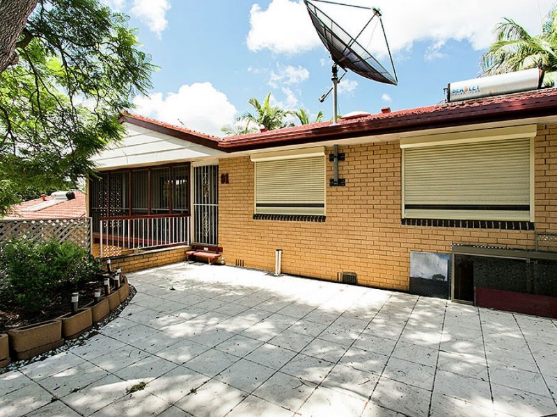 91 Illuta Ave, Ferny Hills QLD 4055