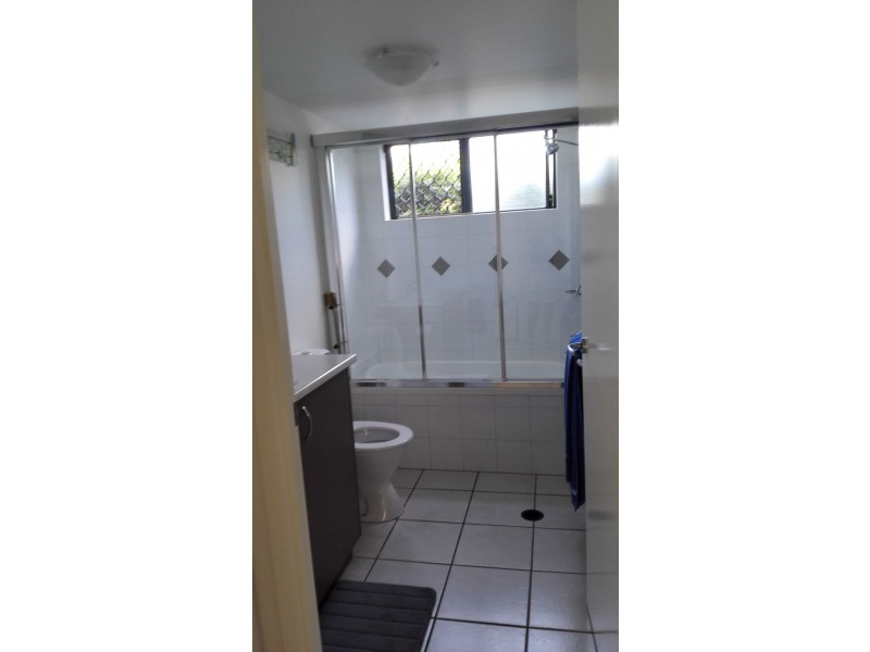 1/66 University Drive, Meadowbrook QLD 4131