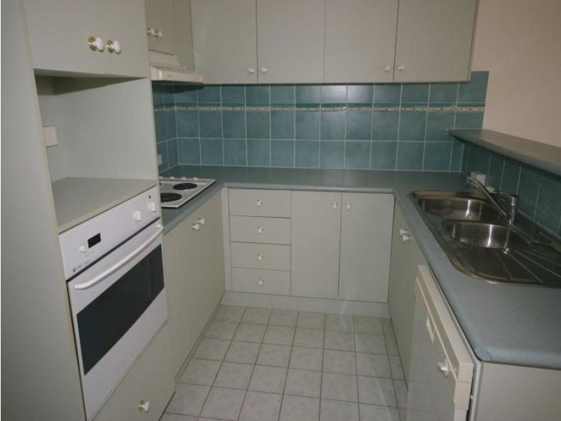 100 Bordeaux St, Eight Mile Plains QLD 4113