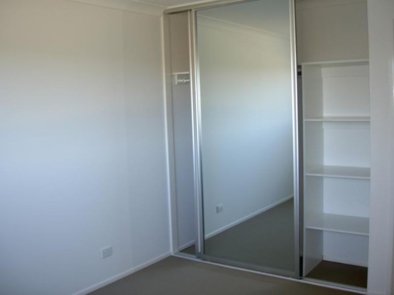 a 11 portia street, Kingston QLD 4114