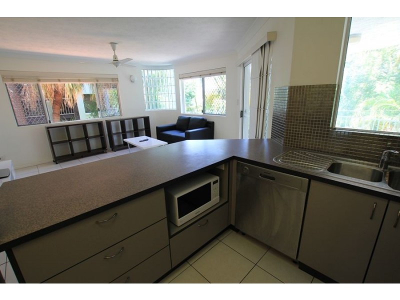 1/71 Warren, St Lucia QLD 4067