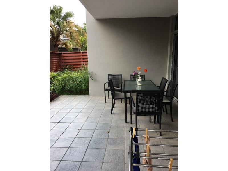 8/2 Campbell St, Toowong QLD 4066