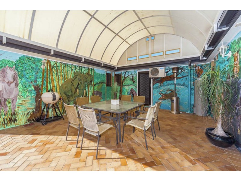 69 DEWAR DRIVE, Loganholme QLD 4129