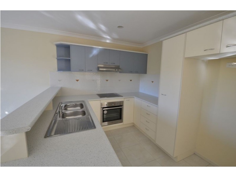 82 316 Long St East, Graceville QLD 4075