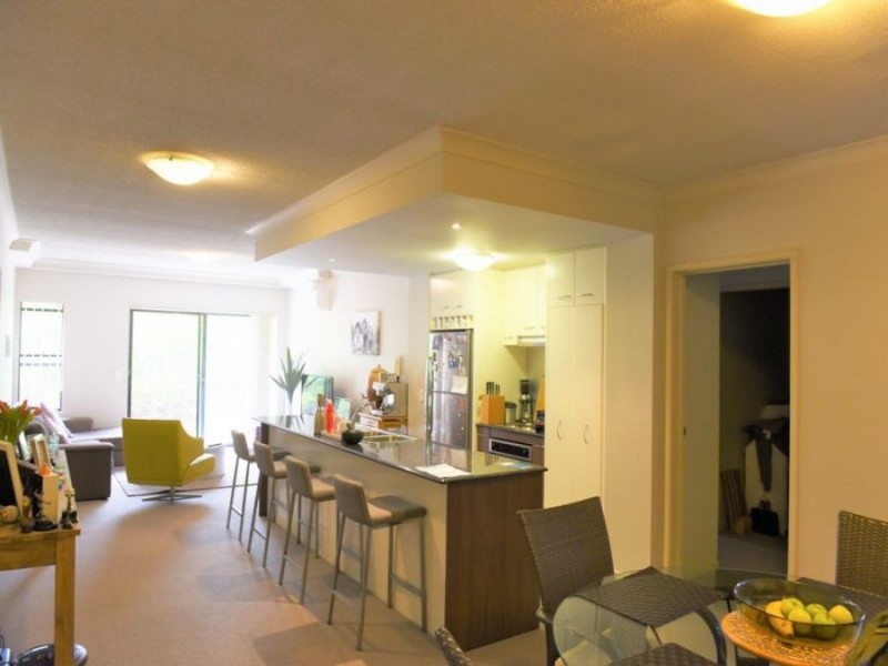24/2 Geraldton Drive, Varsity Lakes QLD 4227