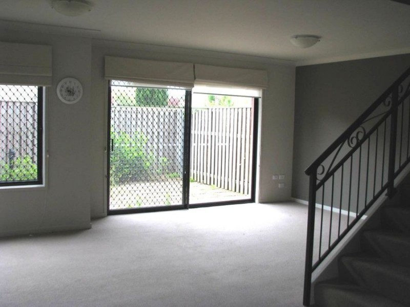 12/2 Geraldton Drive, Varsity Lakes QLD 4227