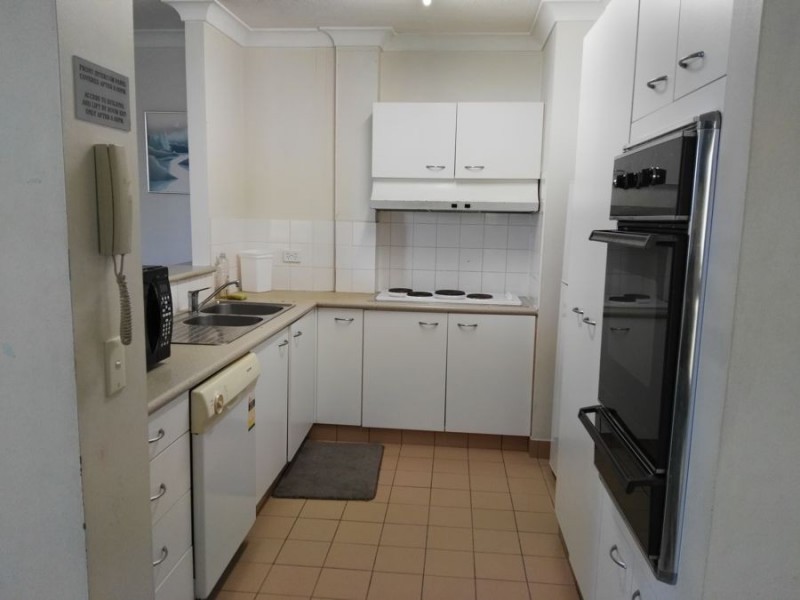 U101 /18 Orchid Ave, Surfers Paradise QLD 4217