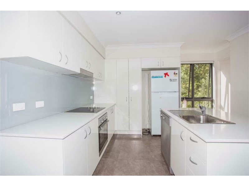 17 61 East Quay Drive,, Biggera Waters QLD 4216