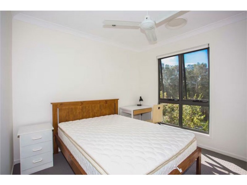 17 61 East Quay Drive,, Biggera Waters QLD 4216