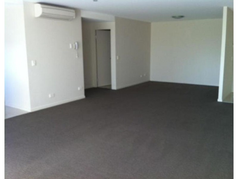 2 ACTIVA WAY, Hope Island QLD 4212