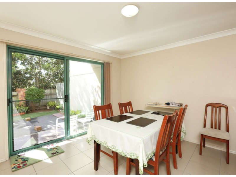 10/21 Regensberg Close, Varsity Lakes QLD 4227