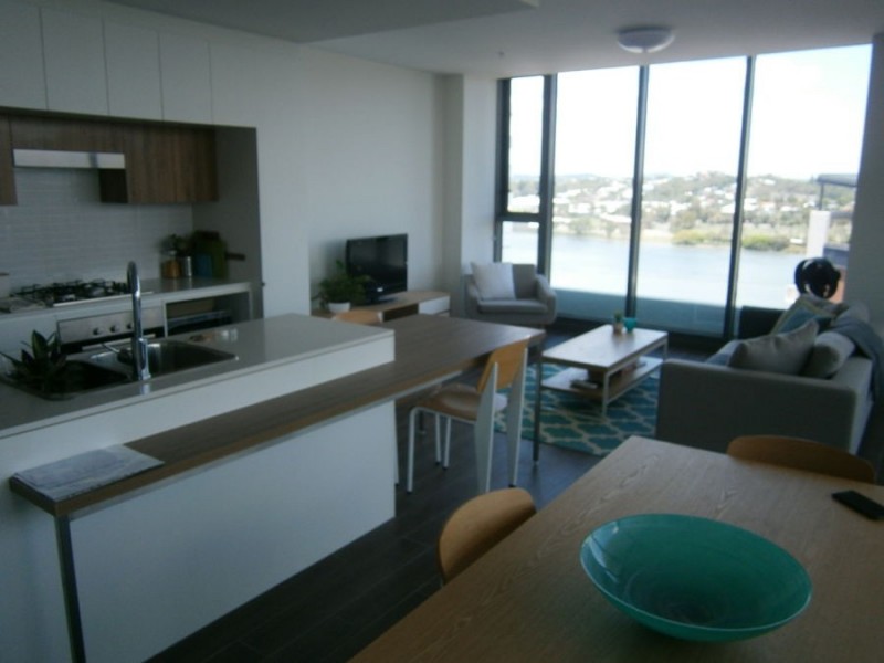 1208/37B Harbour Road, Hamilton QLD 4007