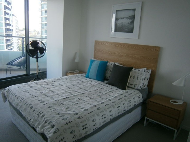 1208/37B Harbour Road, Hamilton QLD 4007