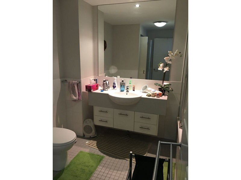 27/2 Campbell St, Toowong QLD 4066