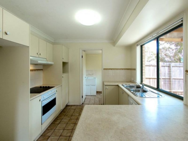 100 BORDEAUX ST, Eight Mile Plains QLD 4113