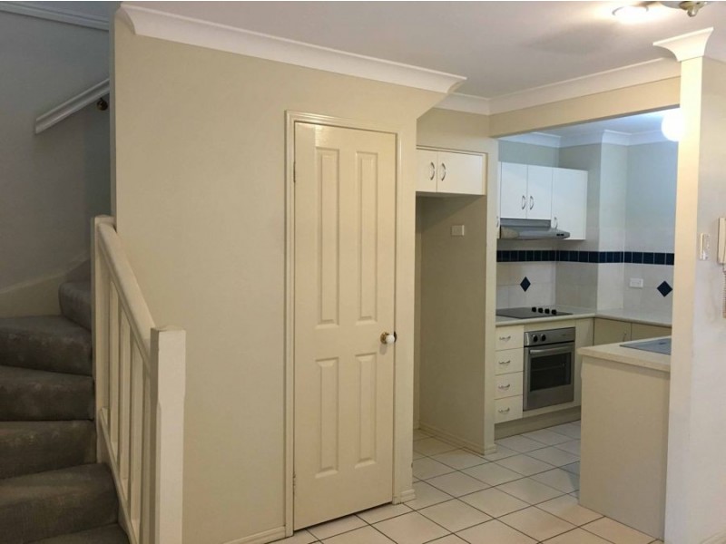 33/128 Queens Rd, Everton Park QLD 4053