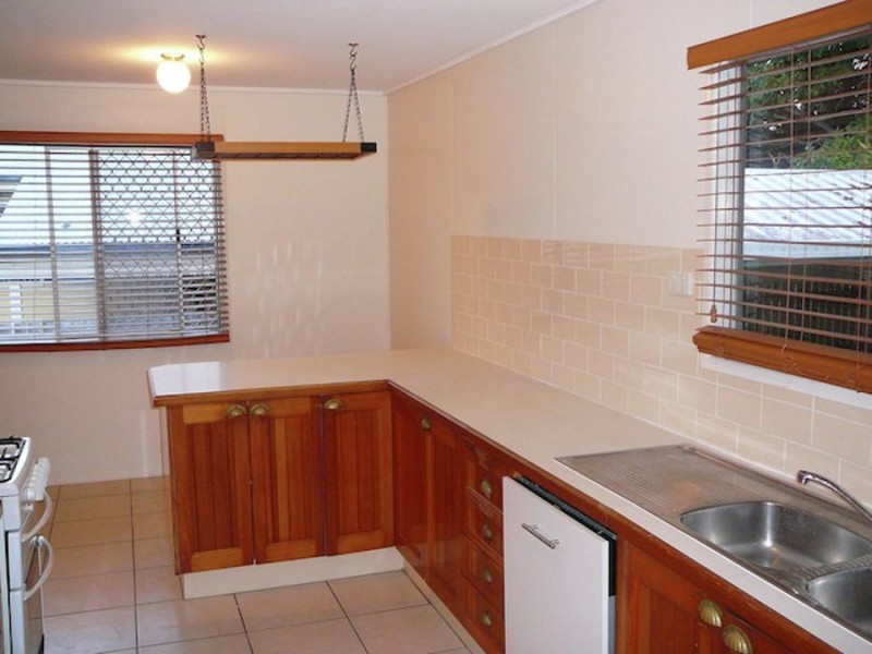 10 Mildred St, Slacks Creek QLD 4127