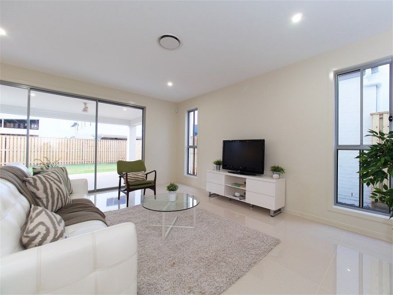 42 Panorama Street, Rochedale QLD 4123