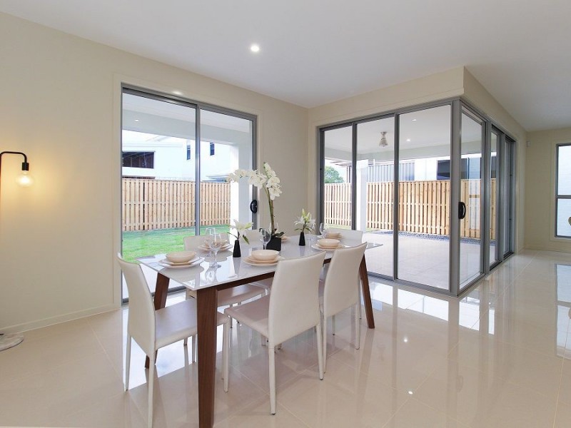 42 Panorama Street, Rochedale QLD 4123