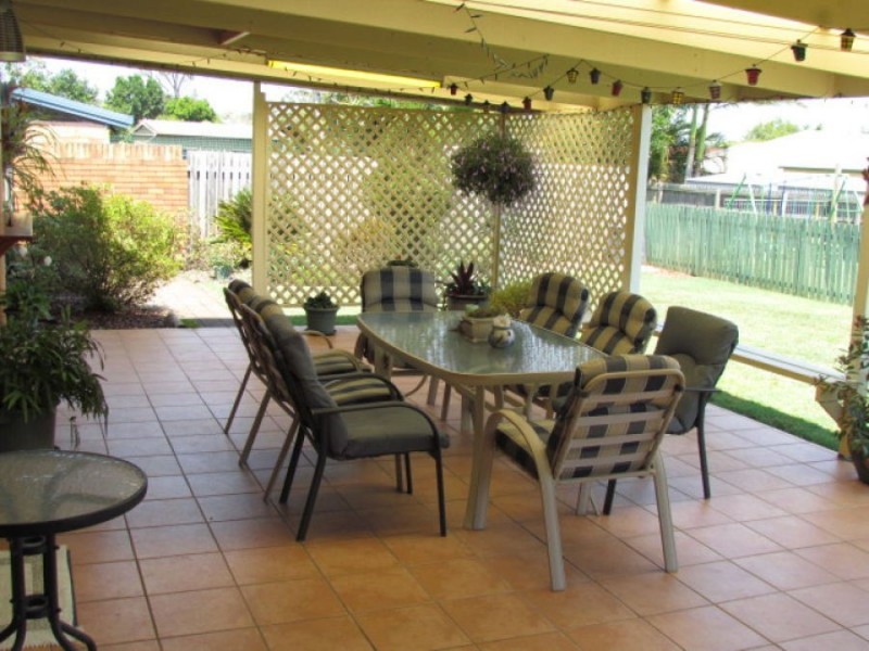 3 sebastian St, Manly West QLD 4179