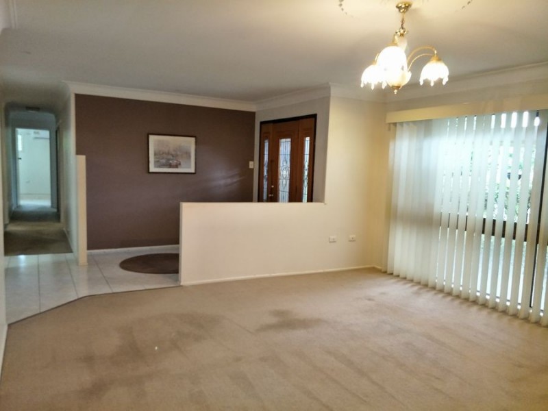 5 ERNA CT, Sunnybank QLD 4109