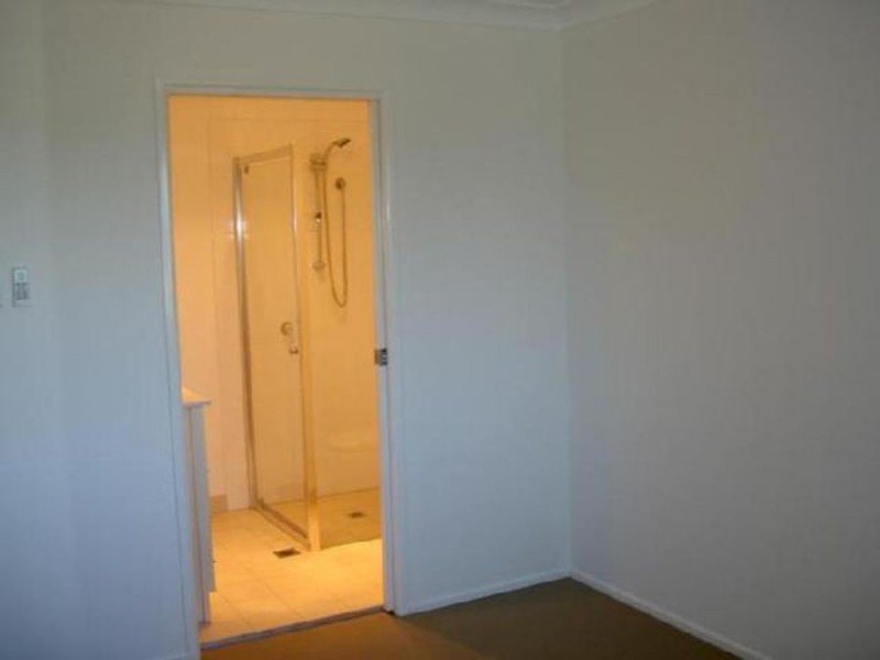 B 11 portia street, Kingston QLD 4114