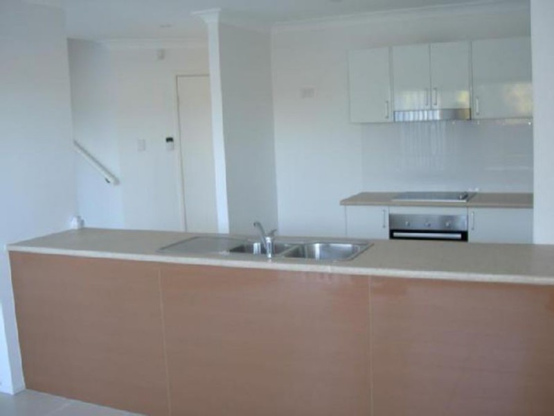 B 11 portia street, Kingston QLD 4114