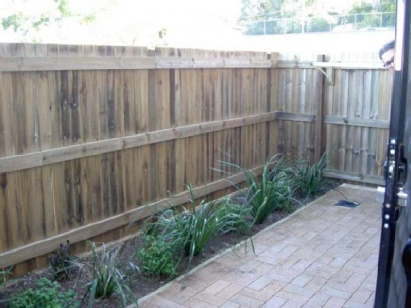 B 11 portia street, Kingston QLD 4114