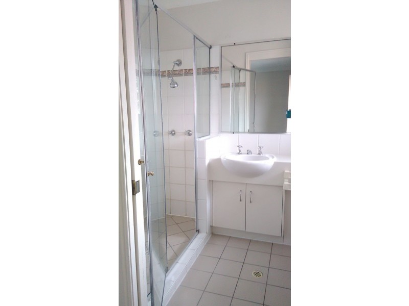 2E / 88 Bleasby Road, Eight Mile Plains QLD 4113