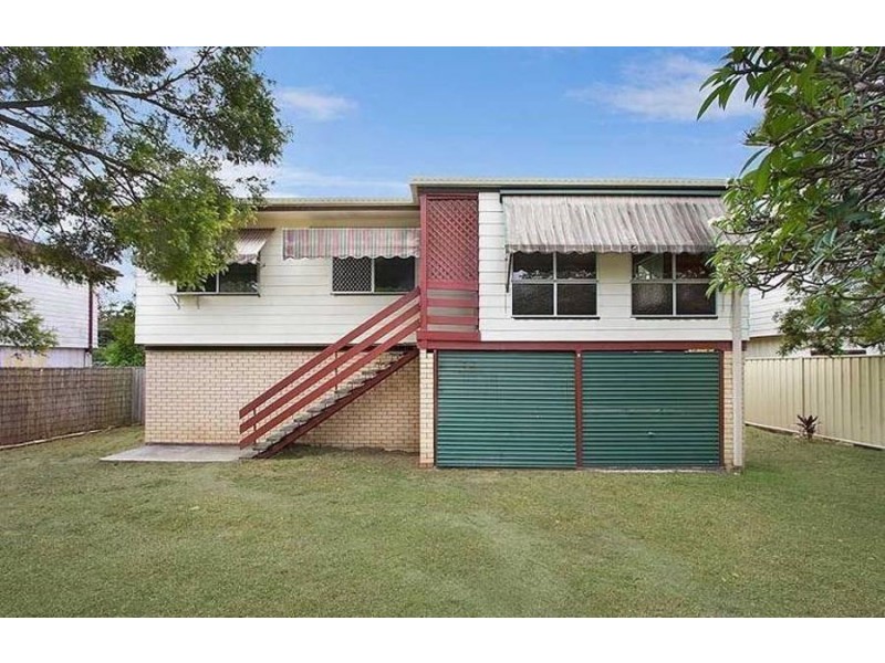 8 Dol St, Woodridge QLD 4114